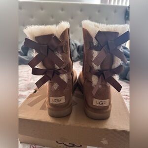 UGG WOMENS BAILEY BOW ll BOOTS